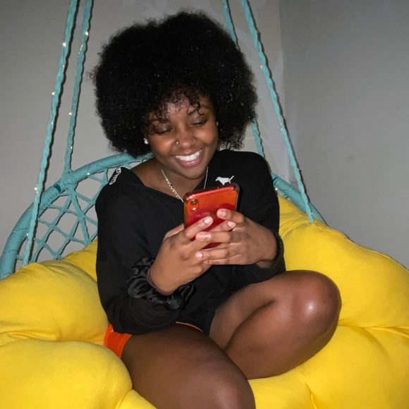 Meet your Posher, Shay - Picture 1 of 1